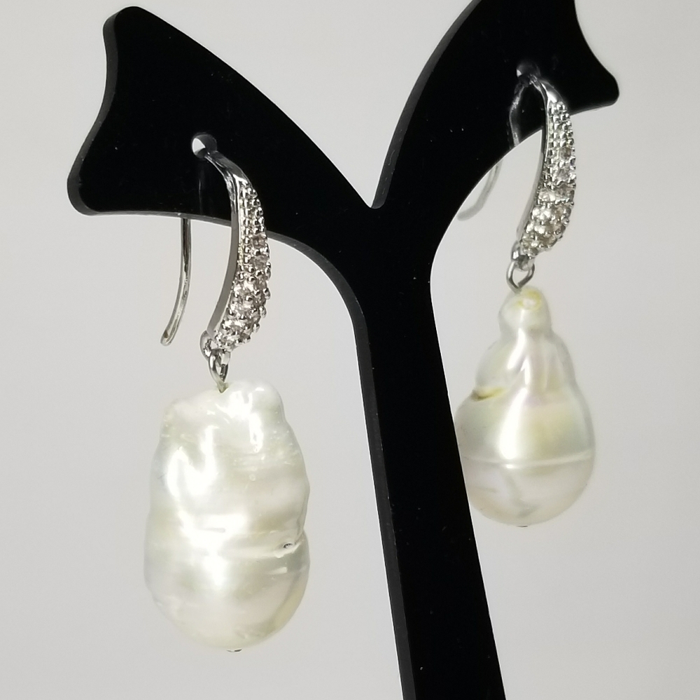 Natural Freshwater Baroque Pearl Earrings NEW - Picture 12 of 15